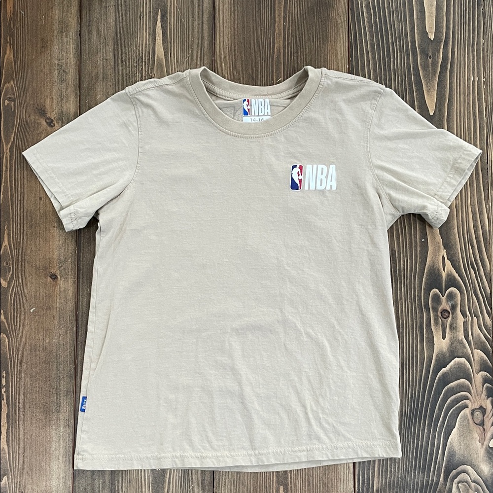 🌟Host Pick🌟Boy’s Tan NBA Short Sleeve Shirt